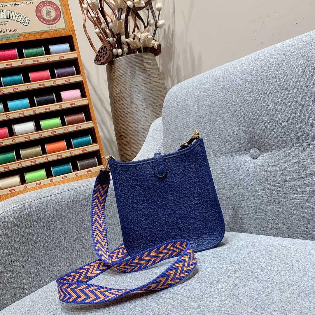 에르메스 미니 에블린16 사파이어블루 금장 끌레망스 가죽